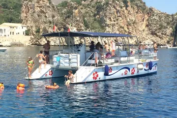 Escursioni Riserva dello Zingaro e Scopello in Catamarano